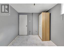 Bsmt - 90 Santamonica Boulevard, Toronto, ON M1L4H5 Photo 15