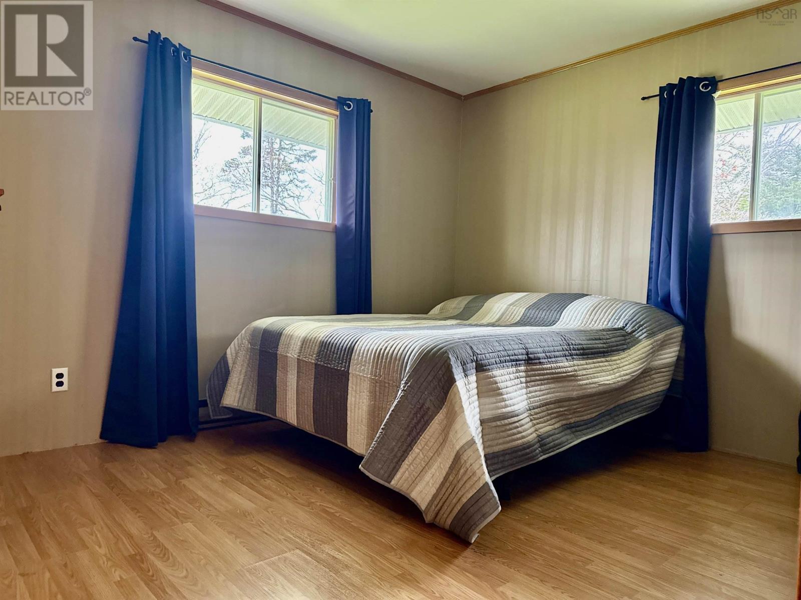 268 Stoney Island Road - 11