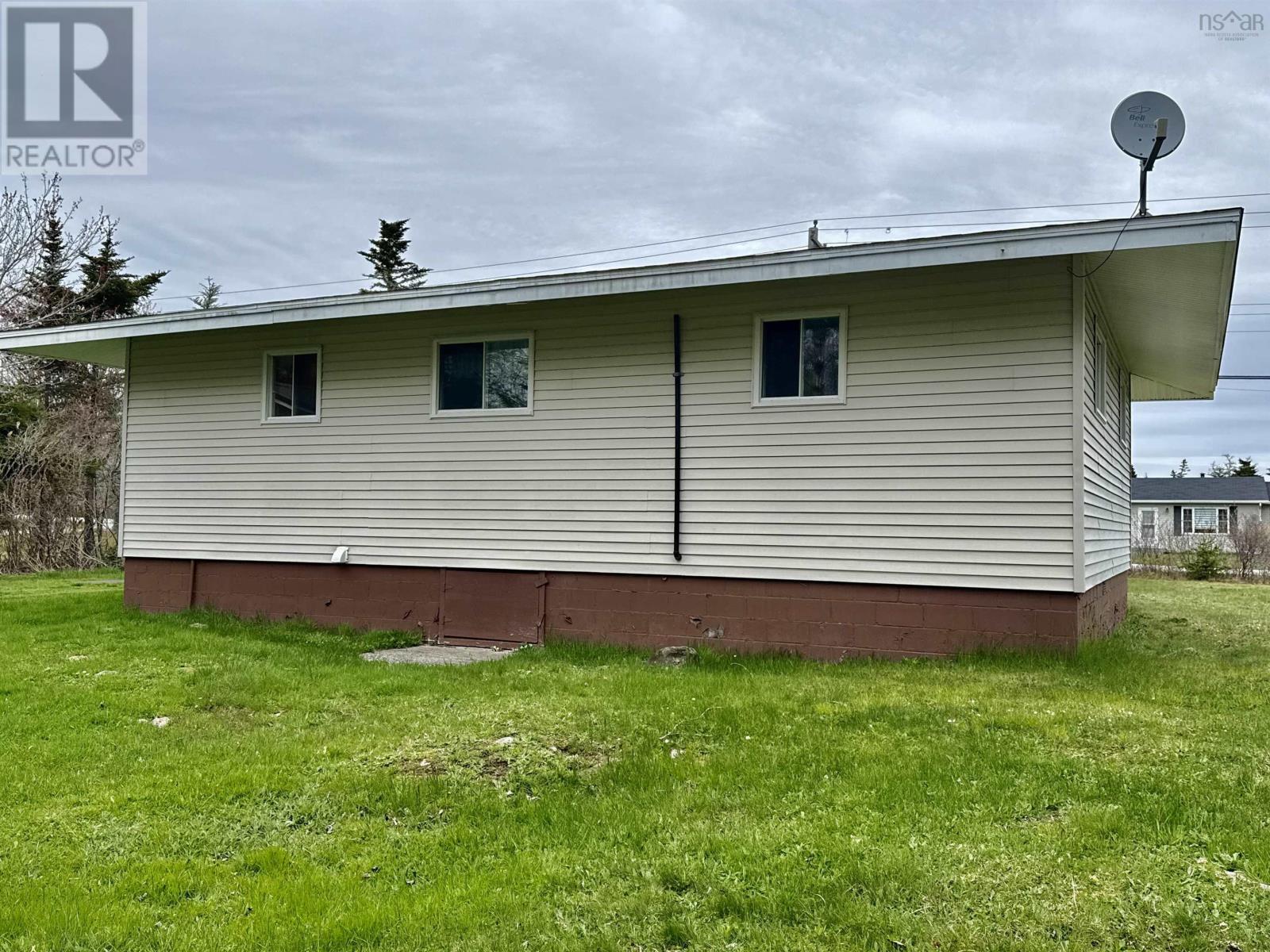 268 Stoney Island Road - 3