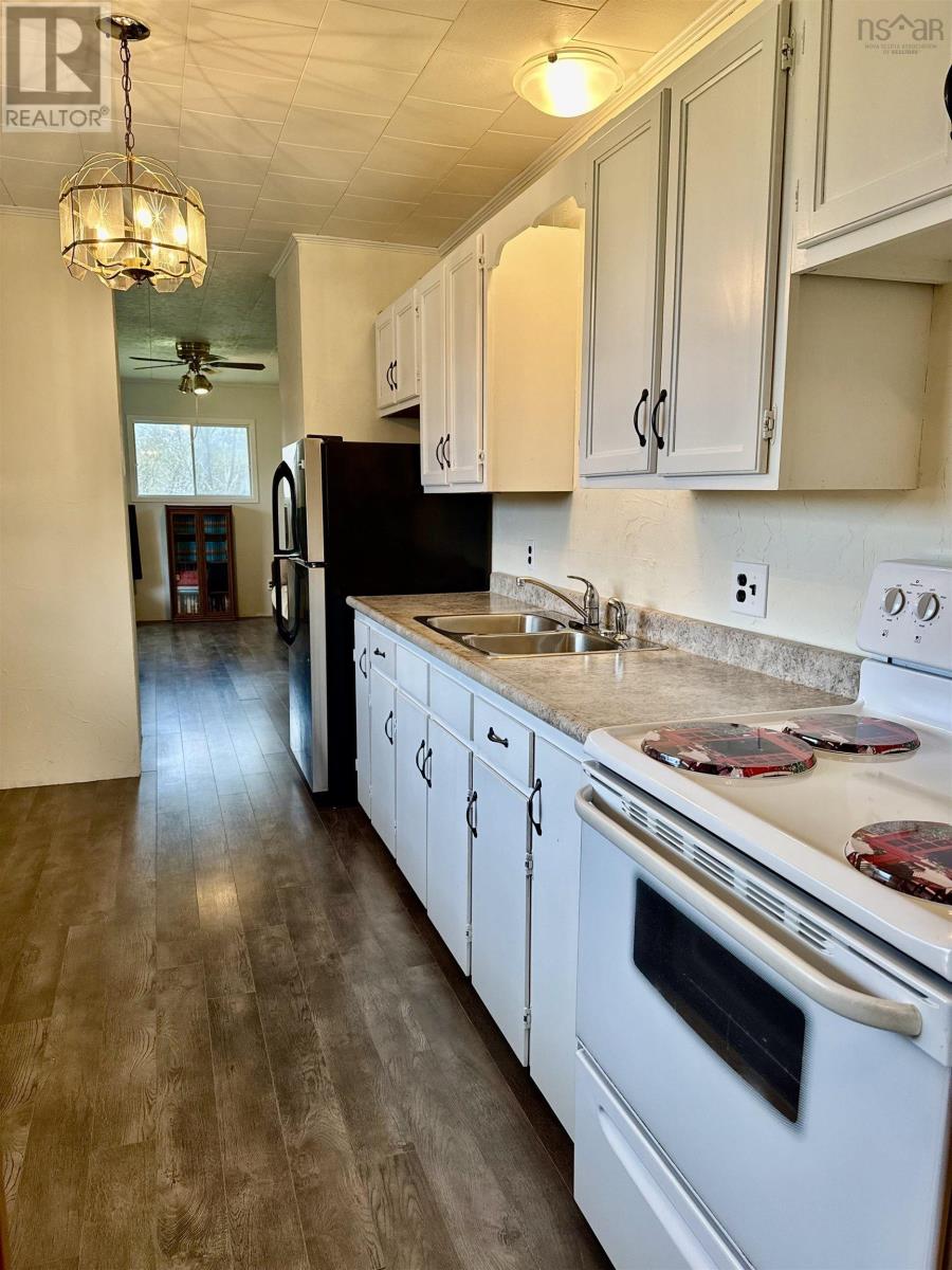 268 Stoney Island Road - 8