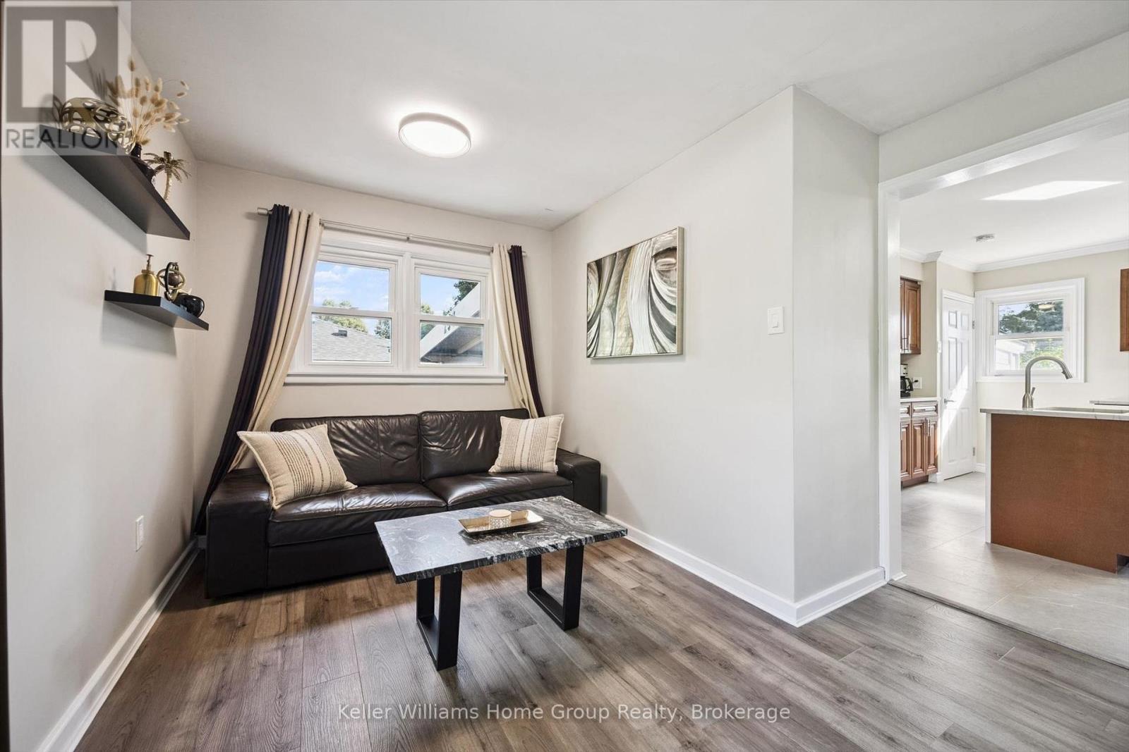 297 HERRICK STREET N - Image 10