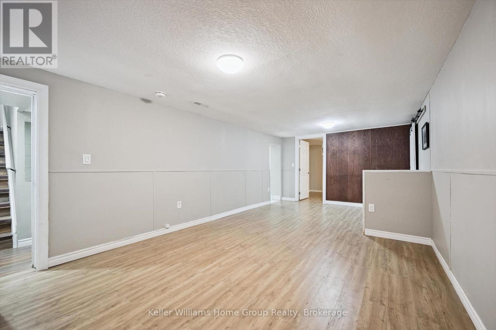 297 HERRICK STREET N - Image 24