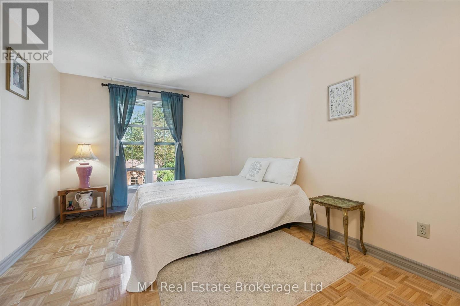 567 WILLOW ROAD - 20