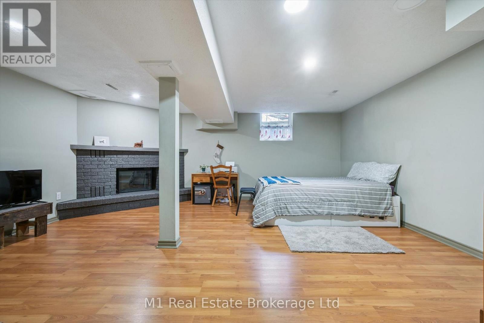 567 WILLOW ROAD - 29