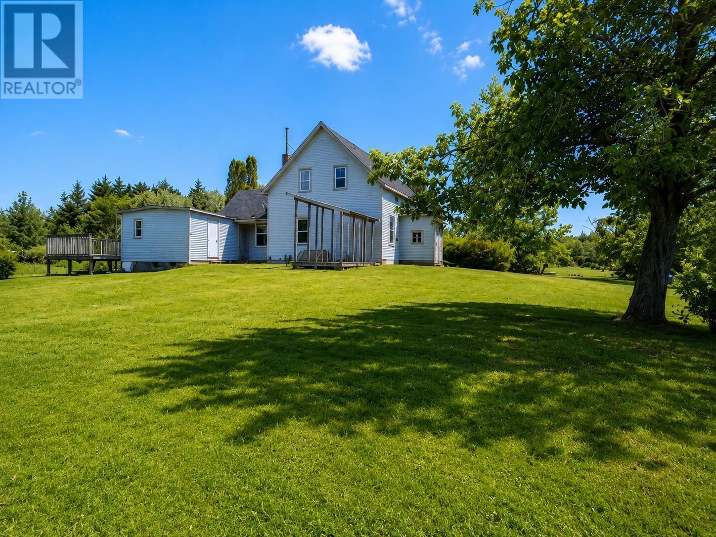 64 Latham Road - 3