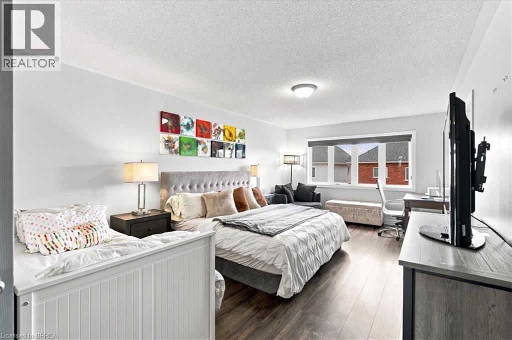 21 HARTLEY Avenue - Image 13