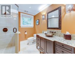 11 Country Club Drive, Toronto, ON M9A3J3 Photo 24