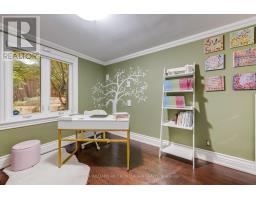 11 Country Club Drive, Toronto, ON M9A3J3 Photo 29