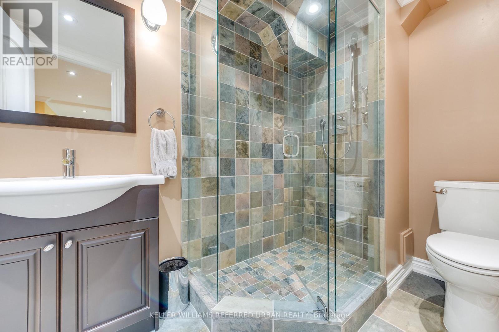 11 COUNTRY CLUB DRIVE - Image 35