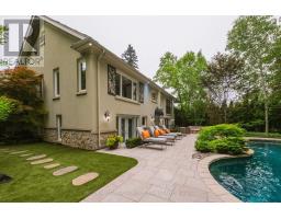 11 Country Club Drive, Toronto, ON M9A3J3 Photo 40