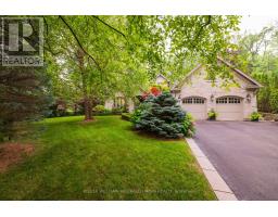 11 Country Club Drive, Toronto, ON M9A3J3 Photo 50