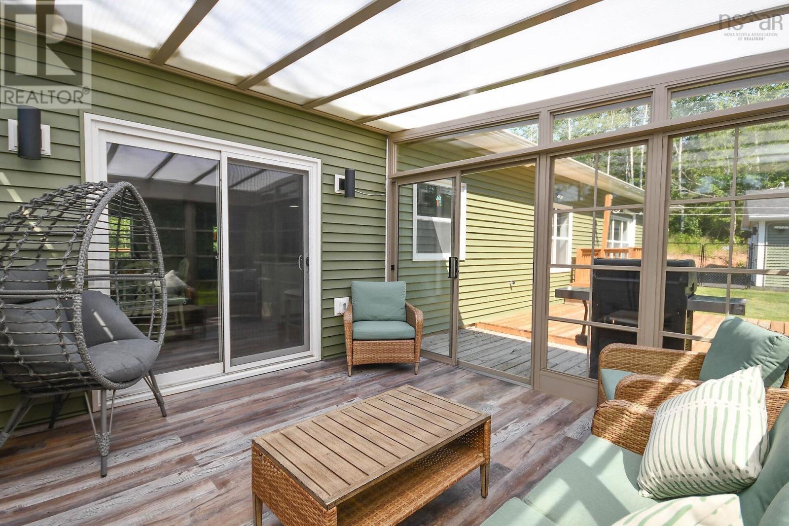 Property 32 of 48 of 44 Fairway Avenue