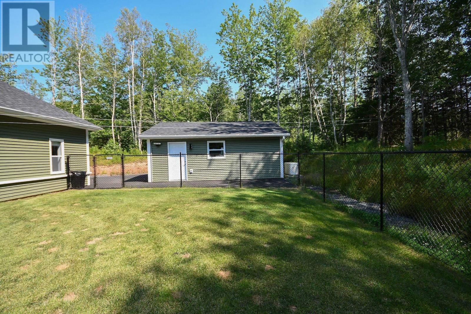 Property 38 of 48 of 44 Fairway Avenue