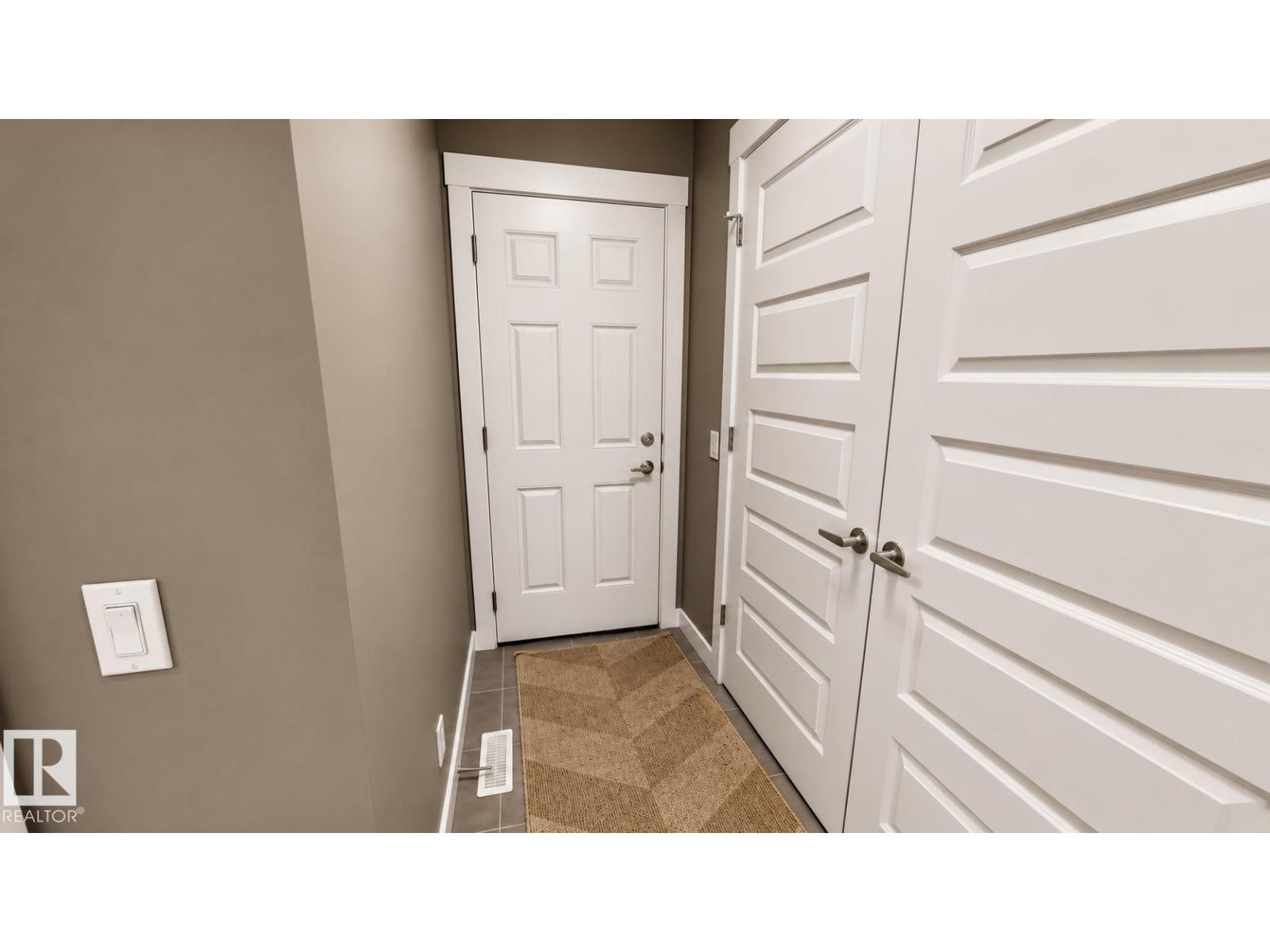 110 MEADOWLAND WY - Image 16