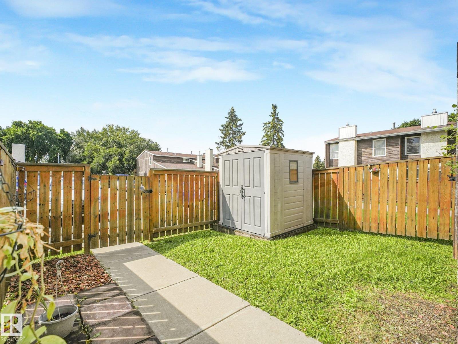 18417 66 AV NW - 11