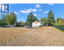 3934 Telegraph Bay Rd, Saanich, BC V8N4H7 Photo 11