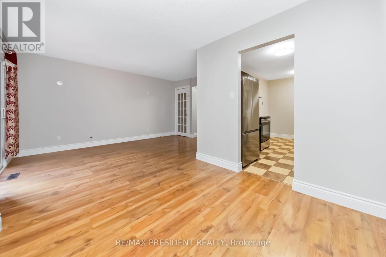 91 MARTINDALE CRESCENT - 14