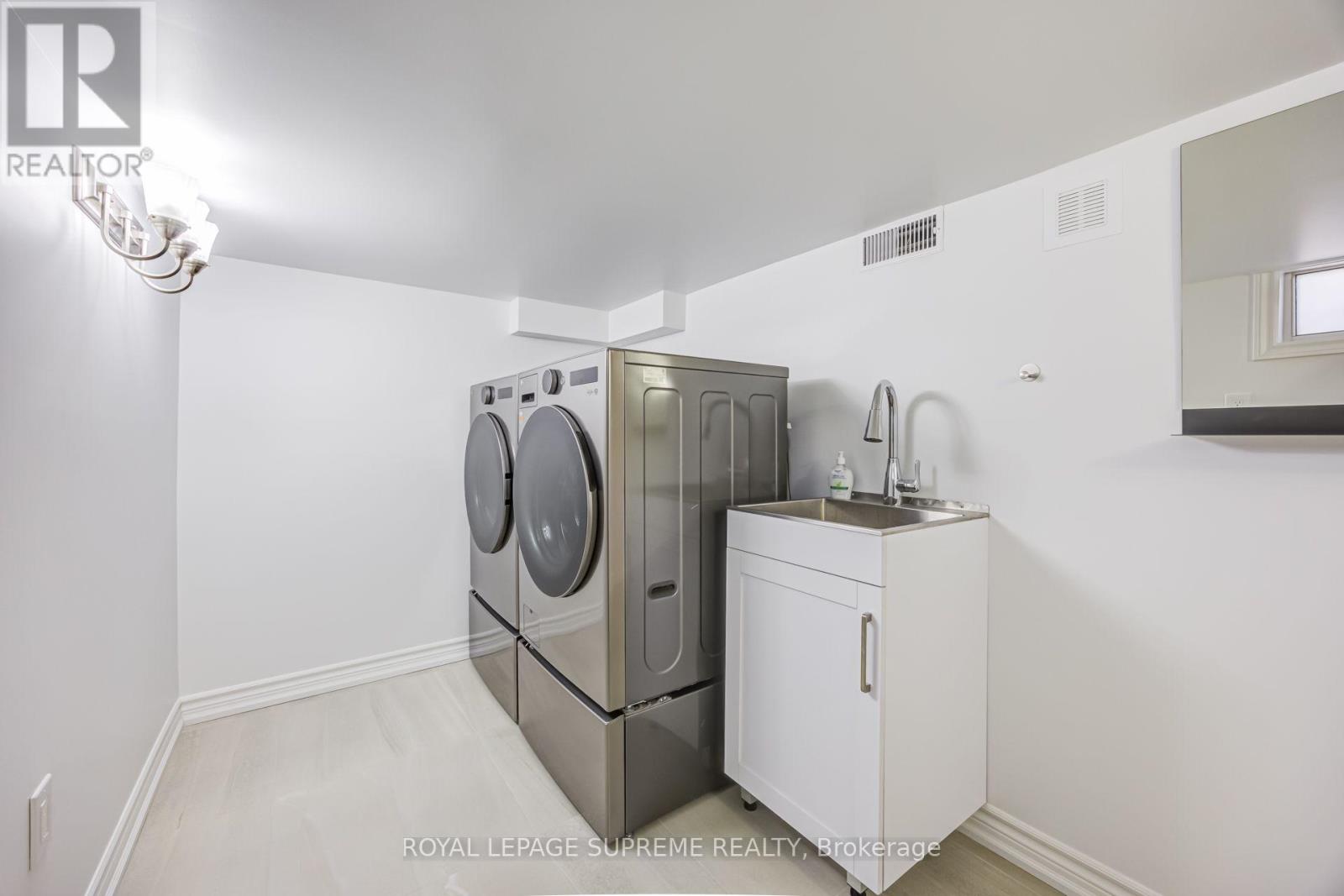 209 BOON AVENUE - 29