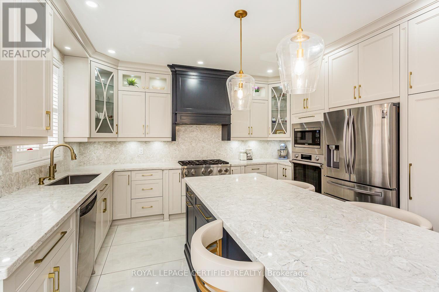 3226 PAUL HENDERSON DRIVE - 16