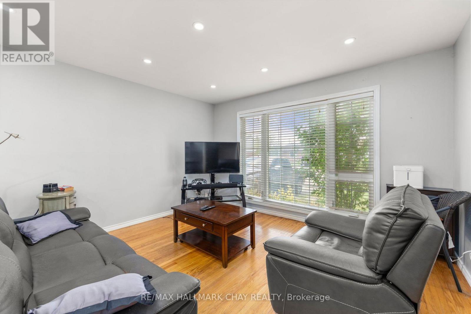 41 ABERDEEN CRESCENT - 4