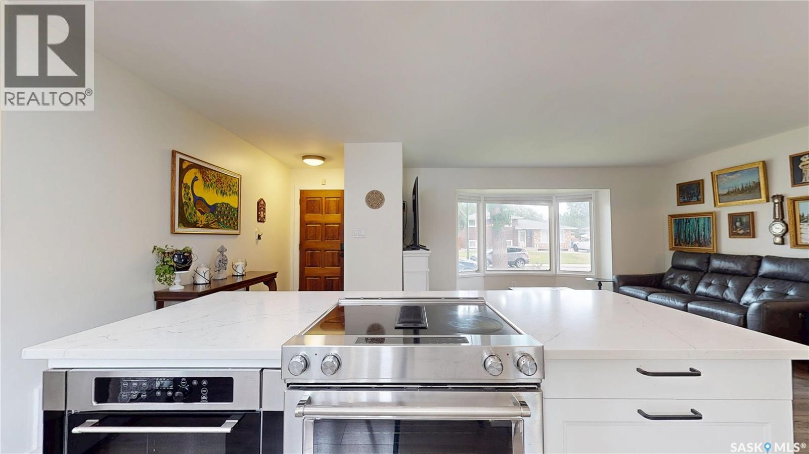 30 Probe STREET - Image 17
