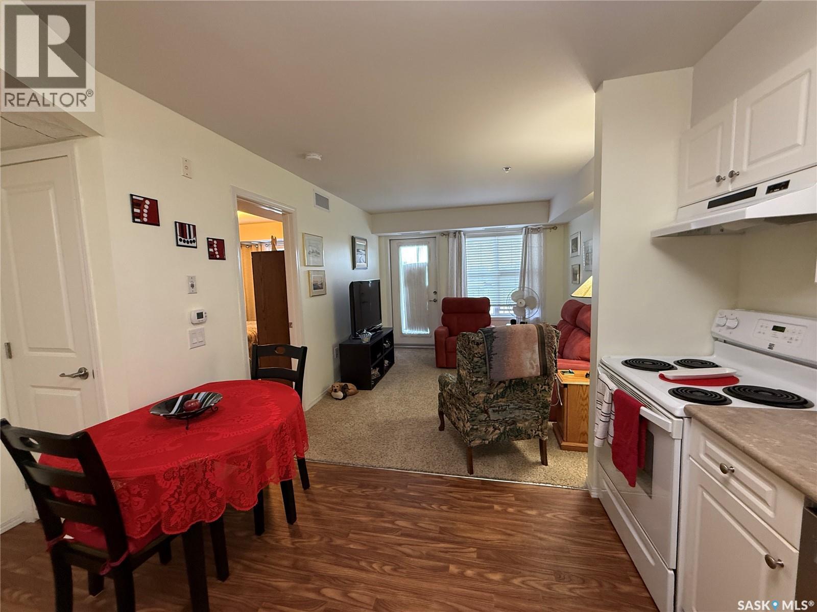 #322 910 Main STREET - Image 10