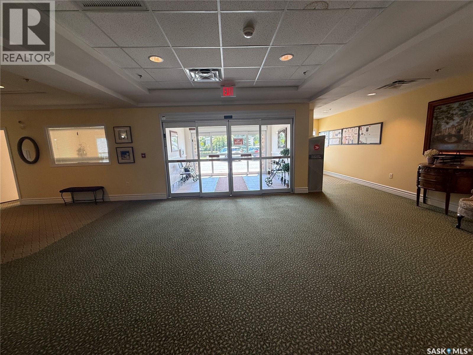 #322 910 Main STREET - Image 35