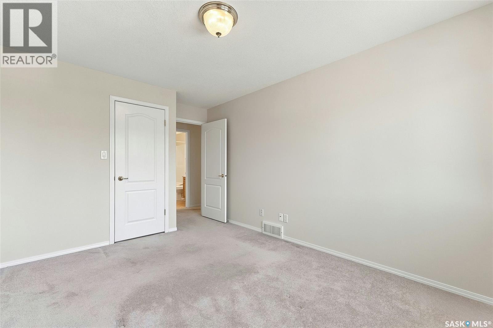 #304 6 Lorne PLACE - 17