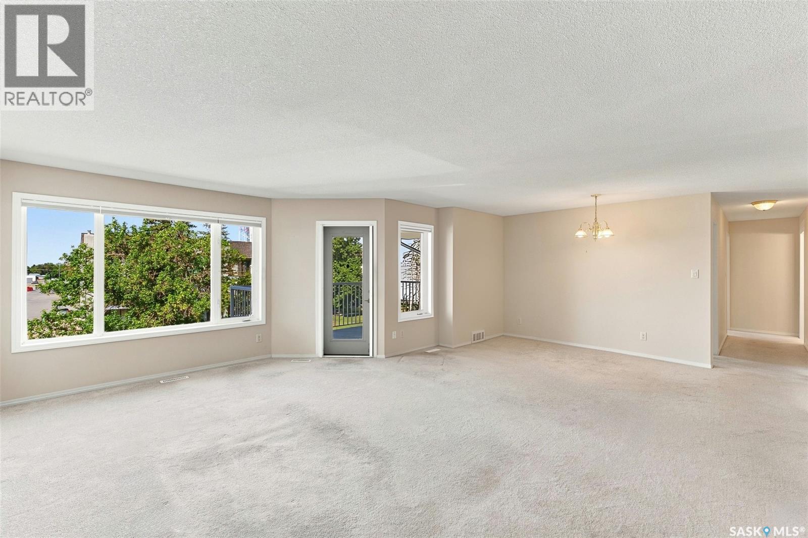 #304 6 Lorne PLACE - Image 7