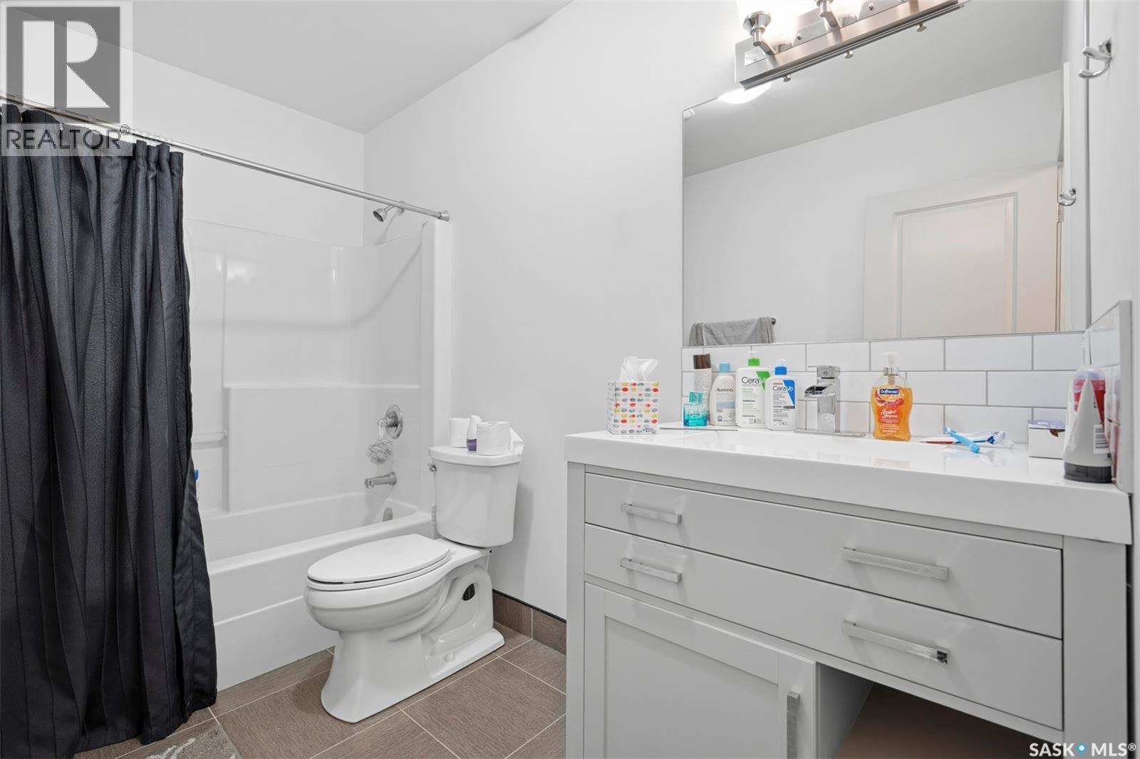 2136 B Lorne AVENUE - Image 37
