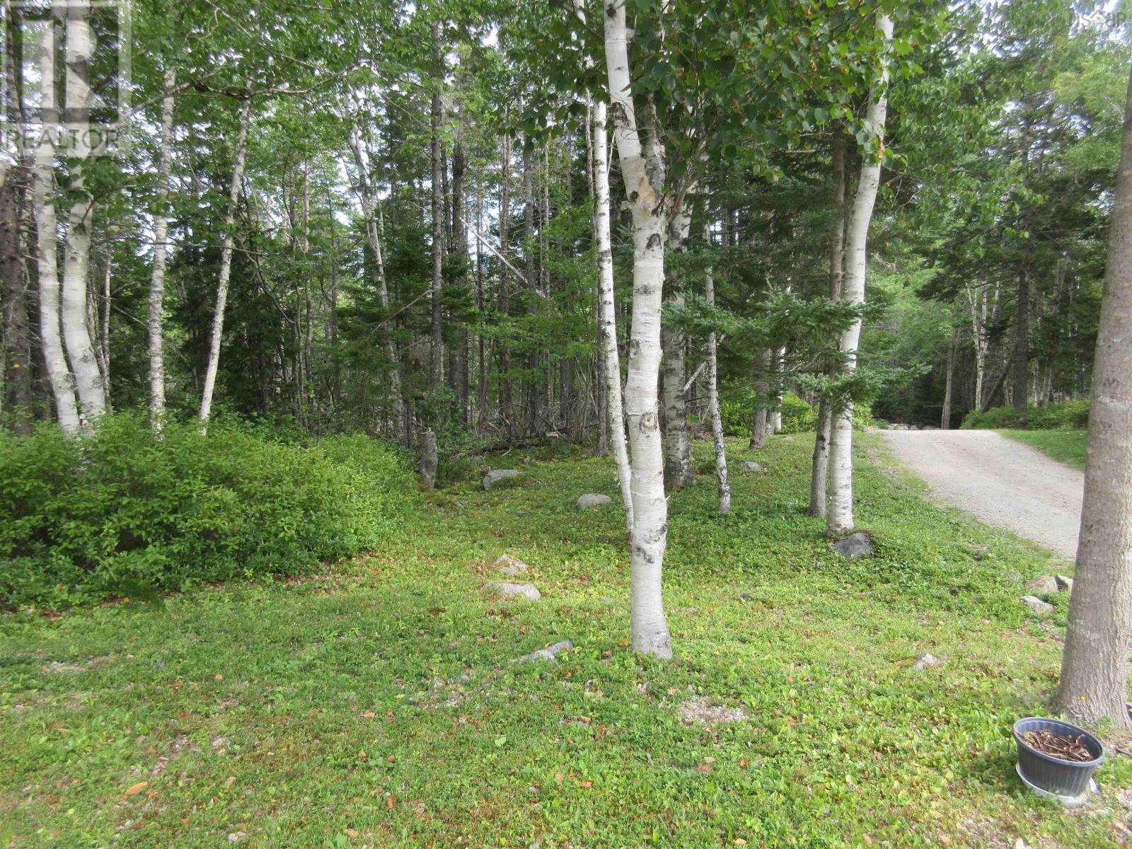30 Woods Road - 20