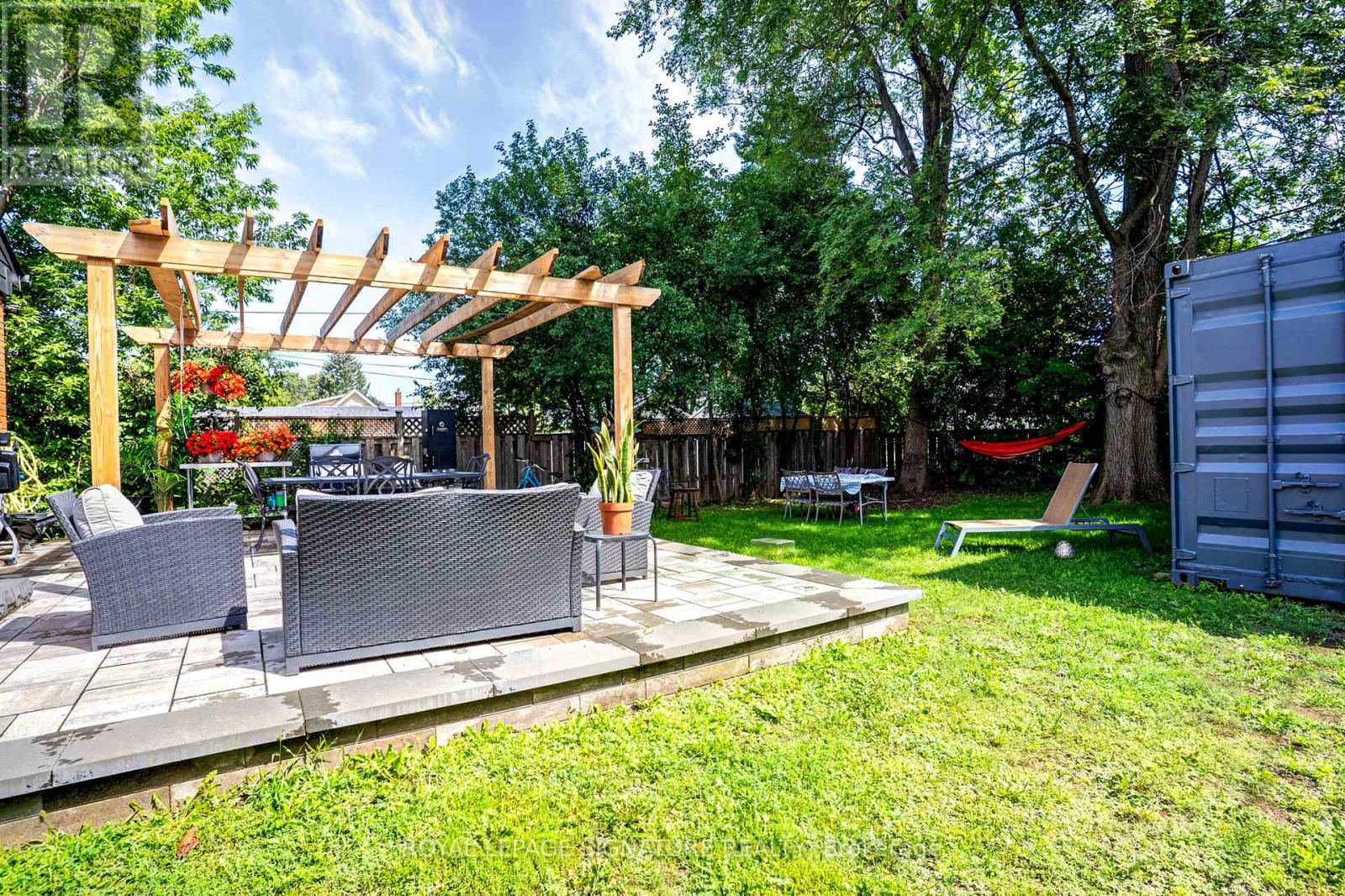 23 DENHAM ROAD - Image 31