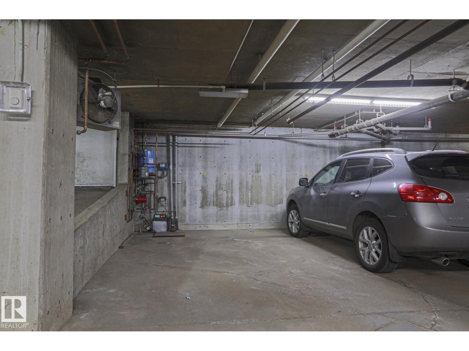 #101 10118 95 ST NW - 24