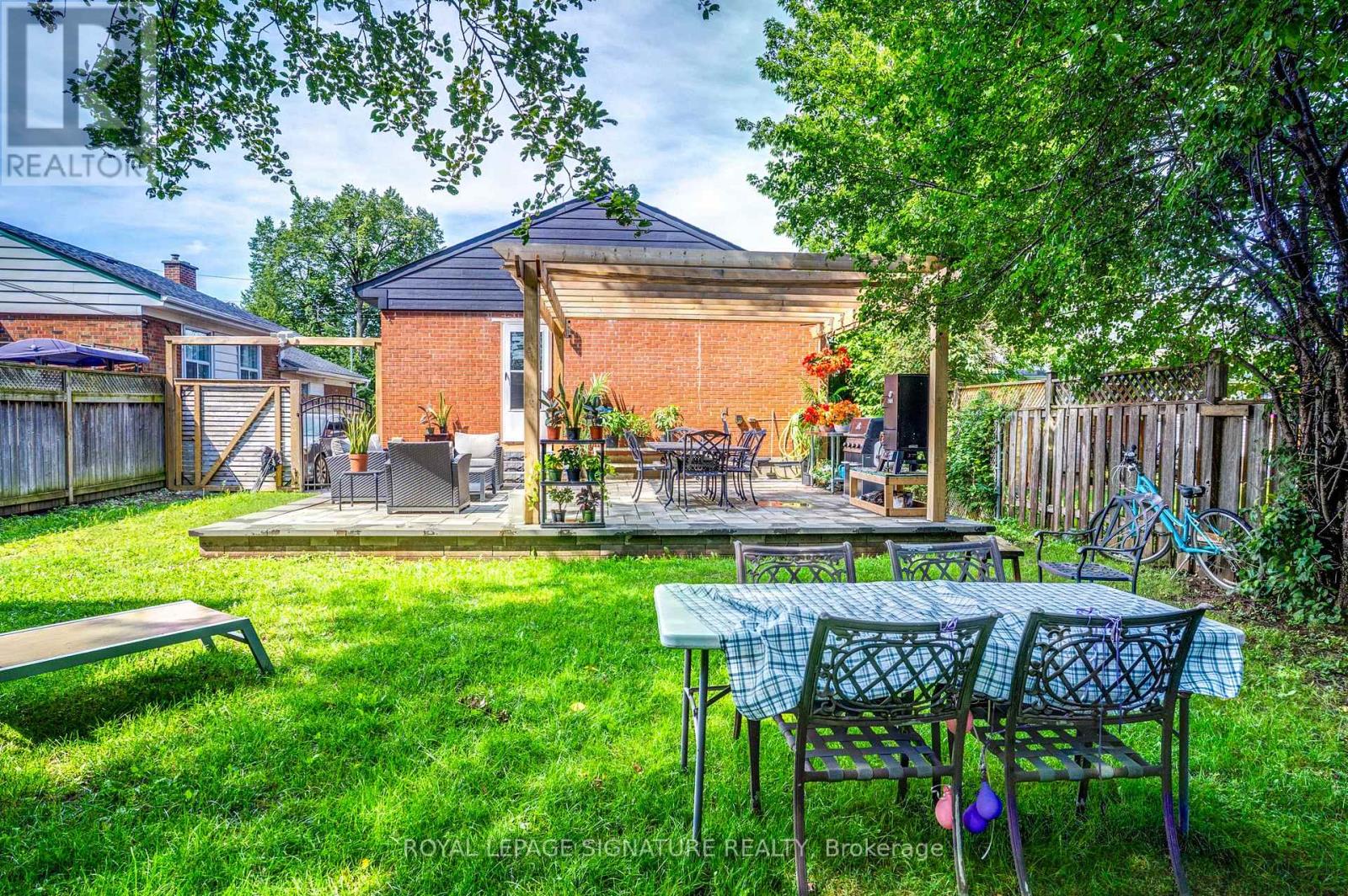 23 DENHAM ROAD - 39
