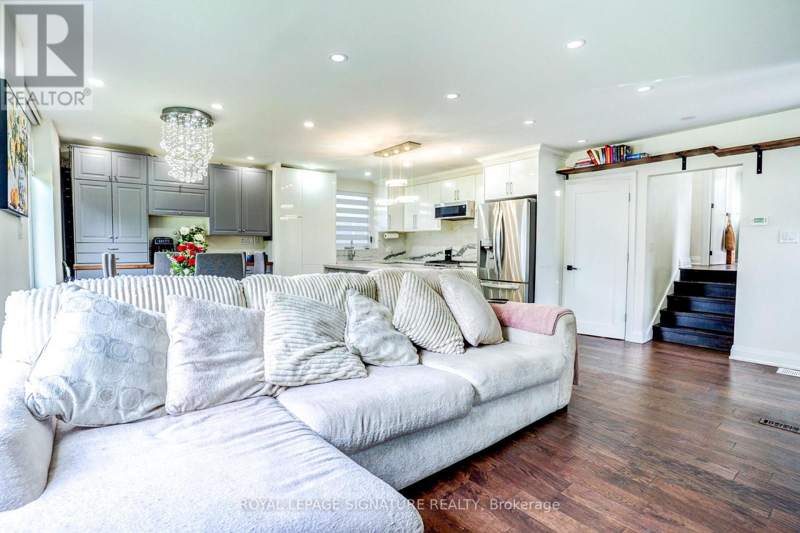 23 DENHAM ROAD - Image 7