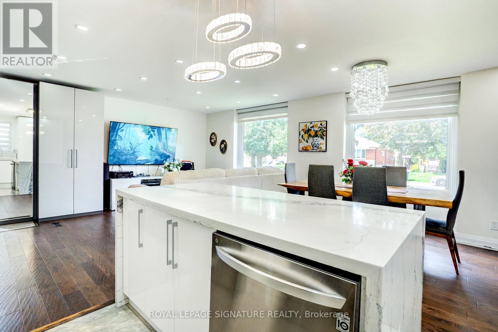 23 DENHAM ROAD - Image 12