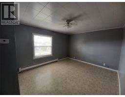 124 Riverside Road East thumbnail 12
