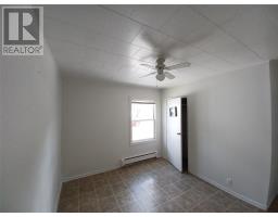 124 Riverside Road East thumbnail 14