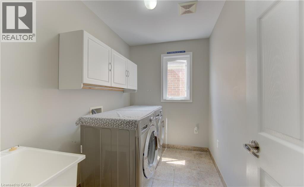 184 FLETCHER Circle - Image 31