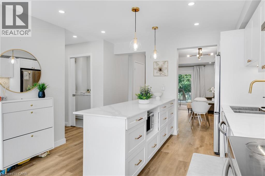 2265 MIDDLESMOOR Crescent - 9