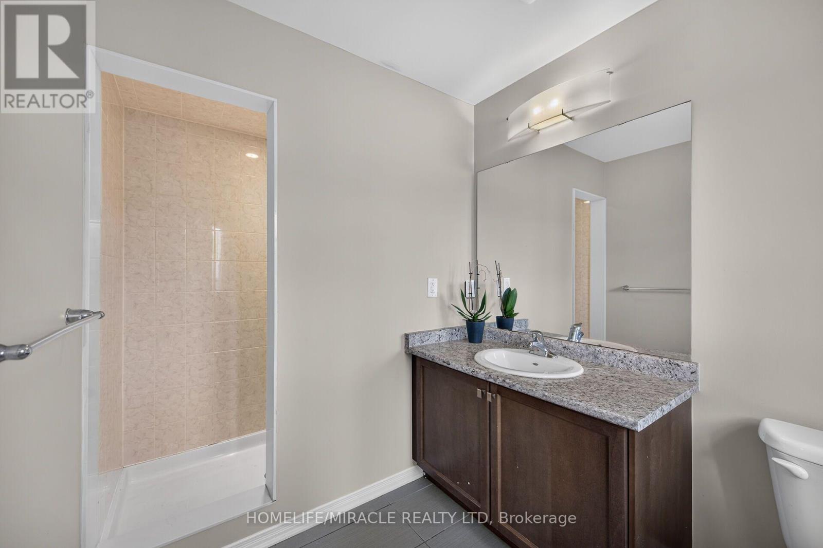 82 SCARLETWOOD STREET - 30