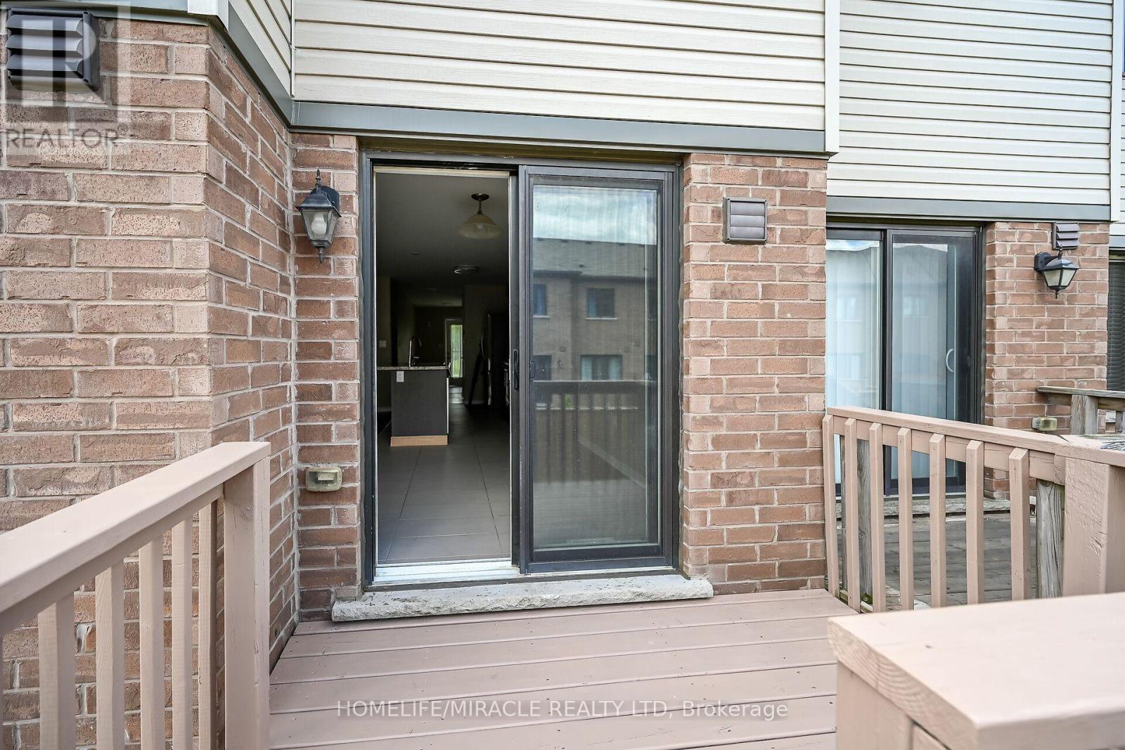82 SCARLETWOOD STREET - Image 45