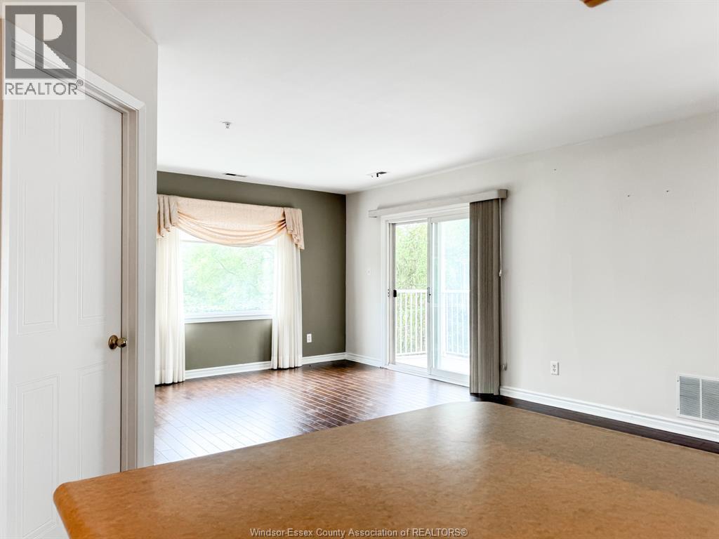#310 1655 GRAND MARAIS - Image 6