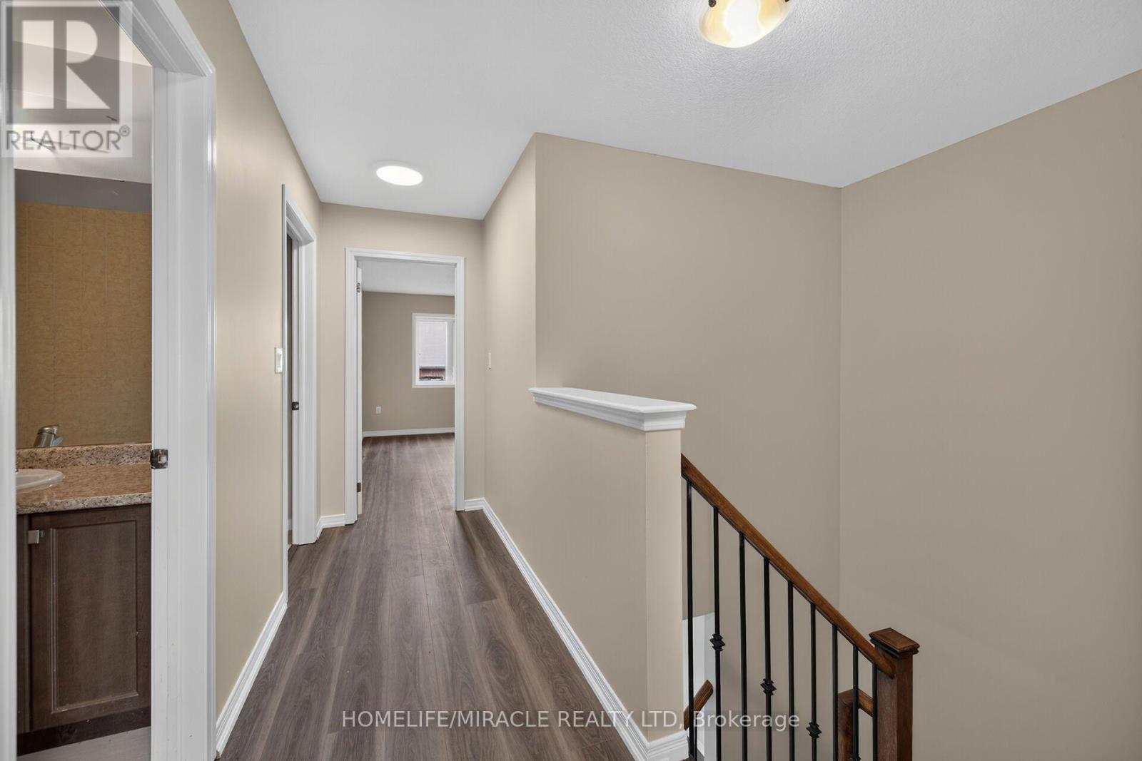 82 SCARLETWOOD STREET - 39