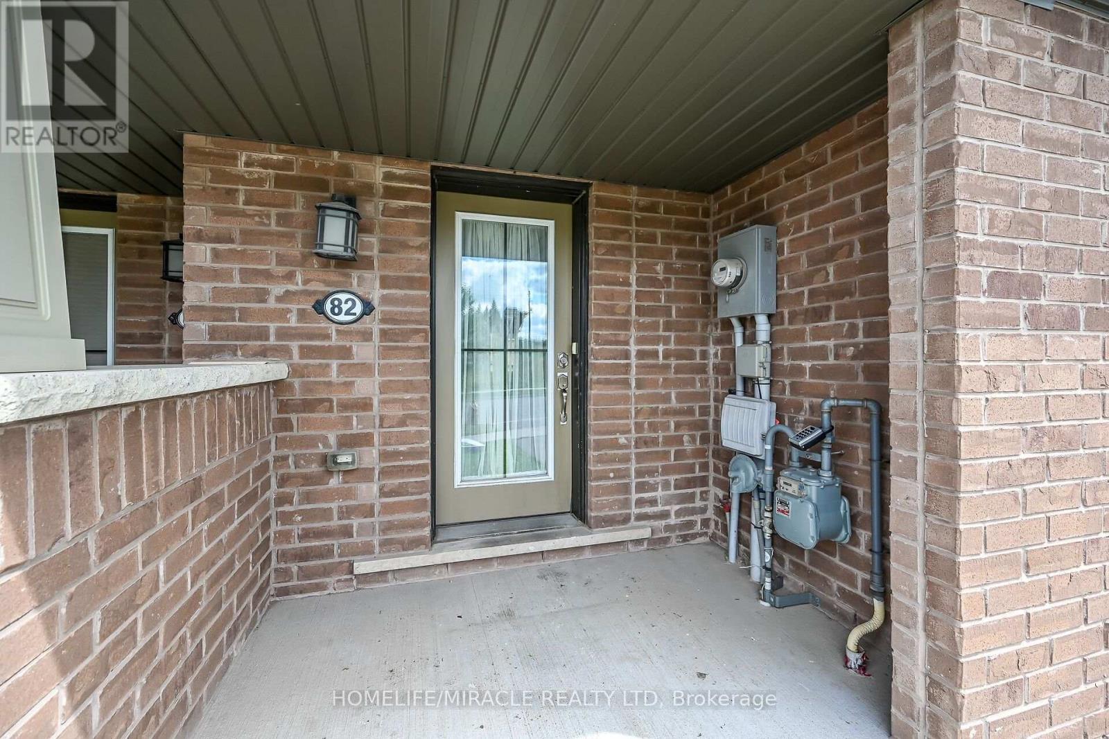 82 SCARLETWOOD STREET - Image 6
