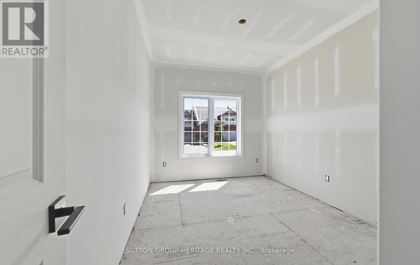 124 ORCHARD WAY - 8