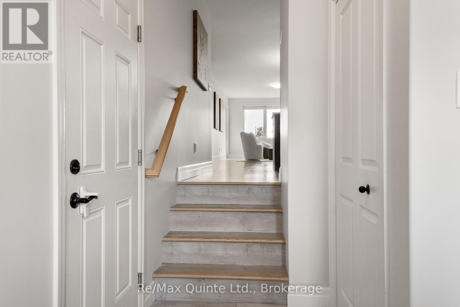 57 HILLSIDE MEADOW DRIVE - 11
