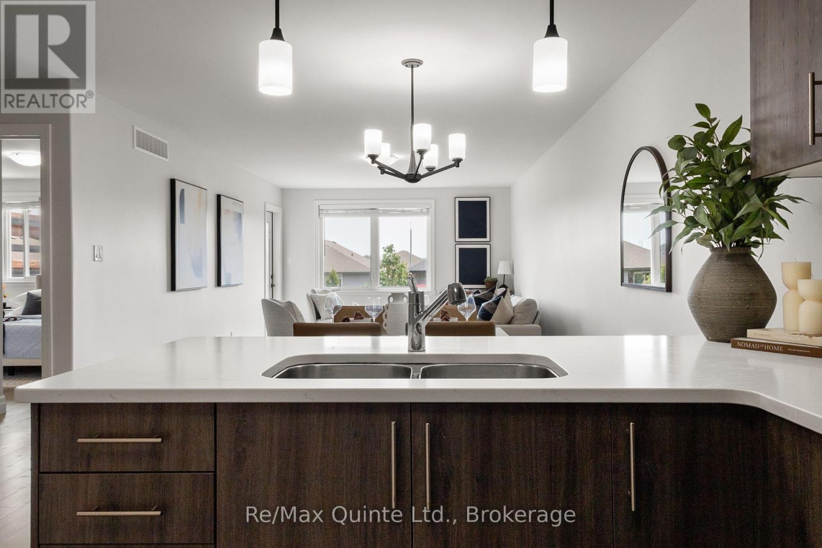57 HILLSIDE MEADOW DRIVE - Image 14