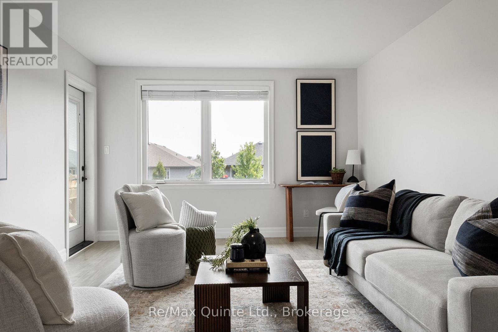 57 HILLSIDE MEADOW DRIVE - 19