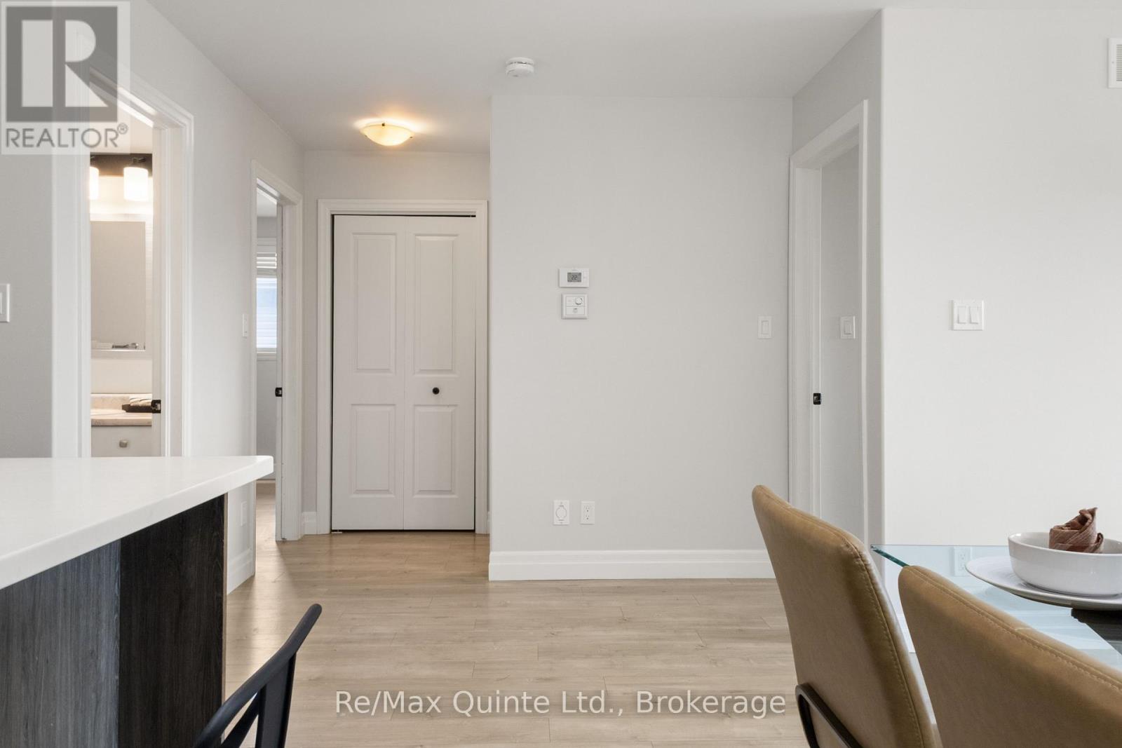 57 HILLSIDE MEADOW DRIVE - Image 24